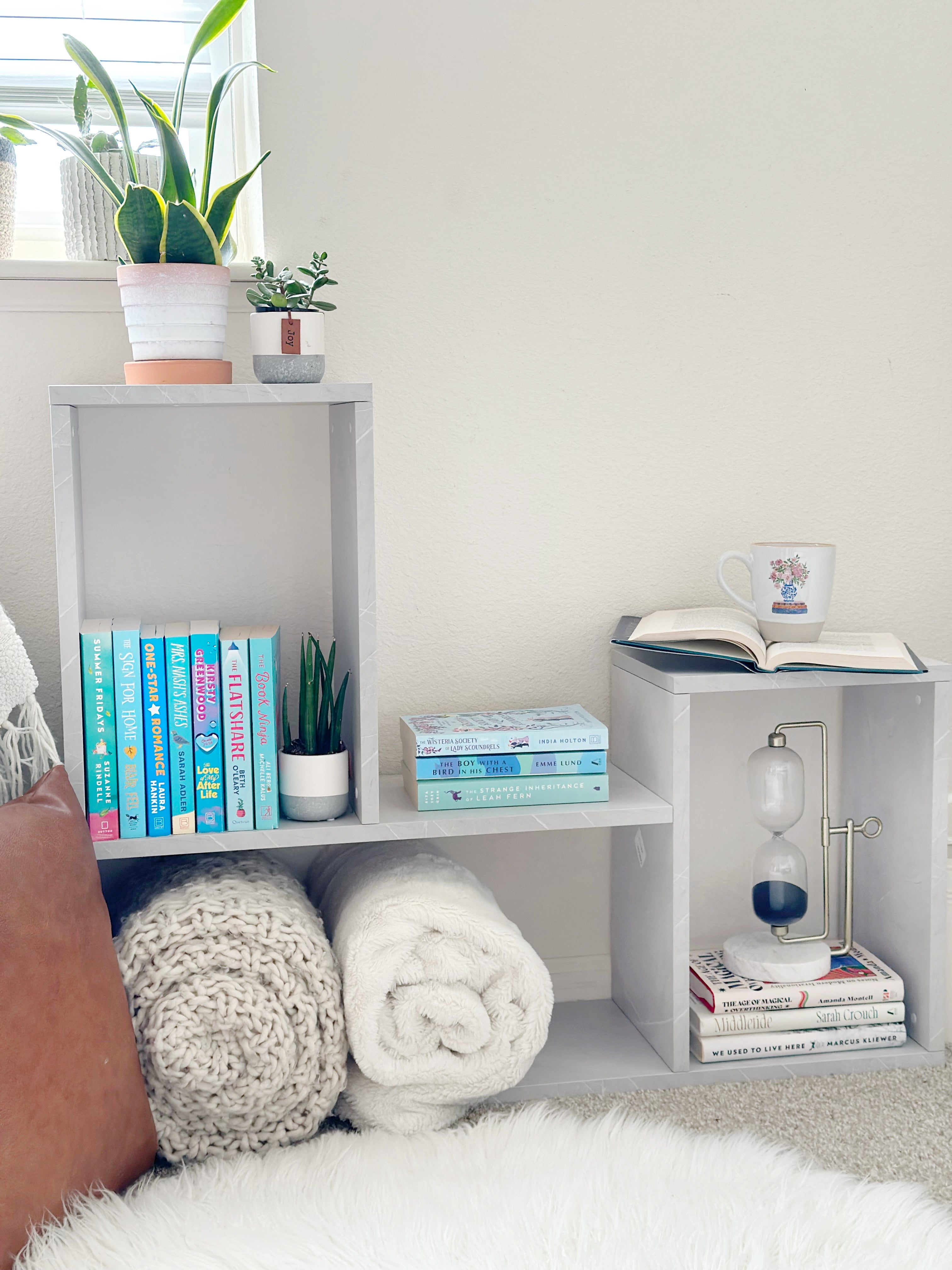 Kaboon Free Combination Shelf Unit--White Rock